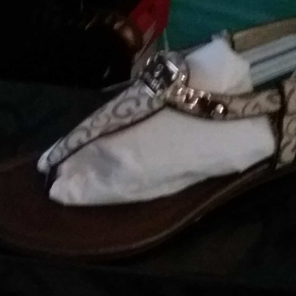 Sandal